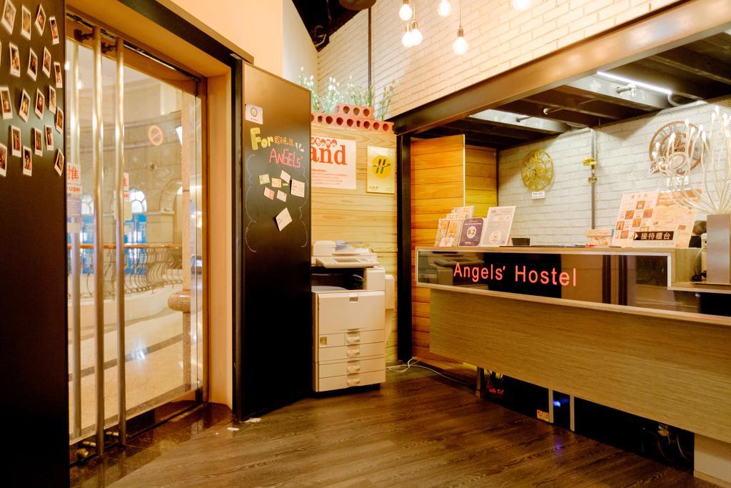 Angels Hostel Taipei Ximen Esterno foto