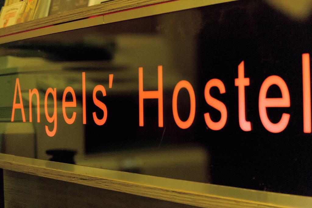 Angels Hostel Taipei Ximen Esterno foto